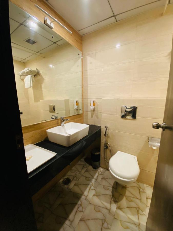 Hotel Ss Grandeur Lucknow Eksteriør bilde